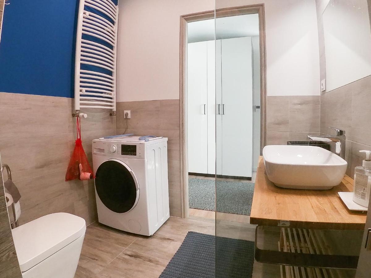 Strefa Malbec Apartment Rzeszow Exterior photo